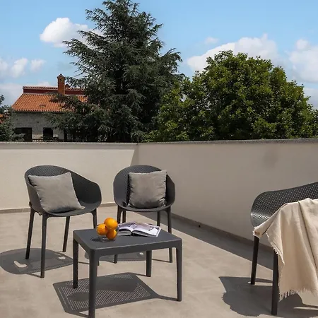 Holiday home Adria Valbandon